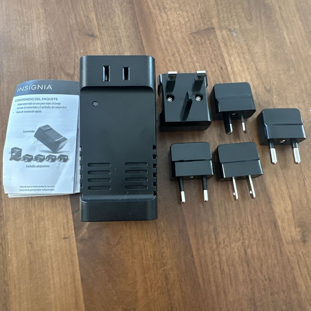 Insignia NS-MTC1875 Travel Converter and Adapter - Black